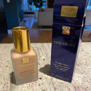 Estée Lauder Double Wear Foundation 1N2 Ecru